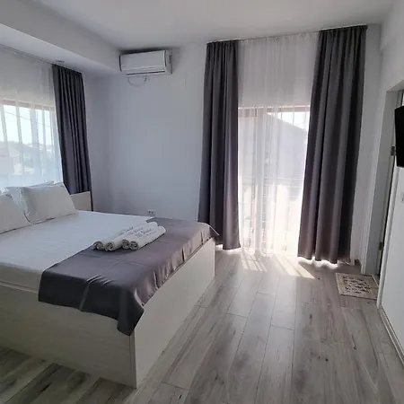 Casa Decebal 4*