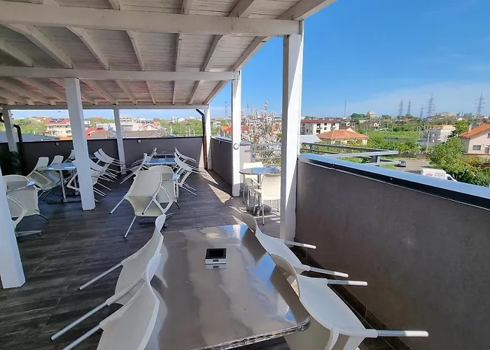 Casa Decebal Pensión Eforie Nord